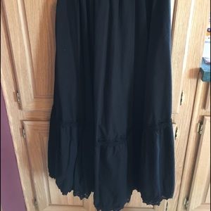 Beautiful black ruffled skirt